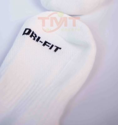 Tất Nike chính hãng co giãn tốt, thấm hút mồ hôi