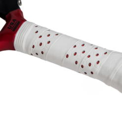 Chi tiết cán vợt Adidas Metalbone thiết kế êm ái chống trơn trượt